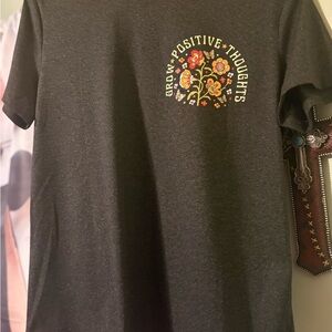 Grow Positive Thoughts Graphic T-Shirt ❤️ 3/20$